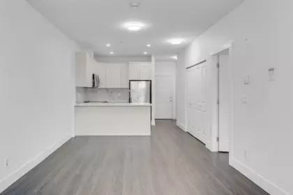 103 9983 E Barnston Drive, Surrey, BC, Surrey — Apartment/Condo for sale