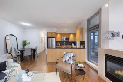 1802 1050 Smithe Street, Vancouver, BC, Vancouver — Apartment/Condo for sale