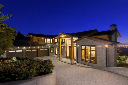Fitness Center Photo Near 1037 Millstream Road, West Vancouver, BC