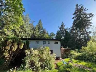 1291 Marlene Road, Roberts Creek, BC, Roberts Creek — Single Family Residence for sale