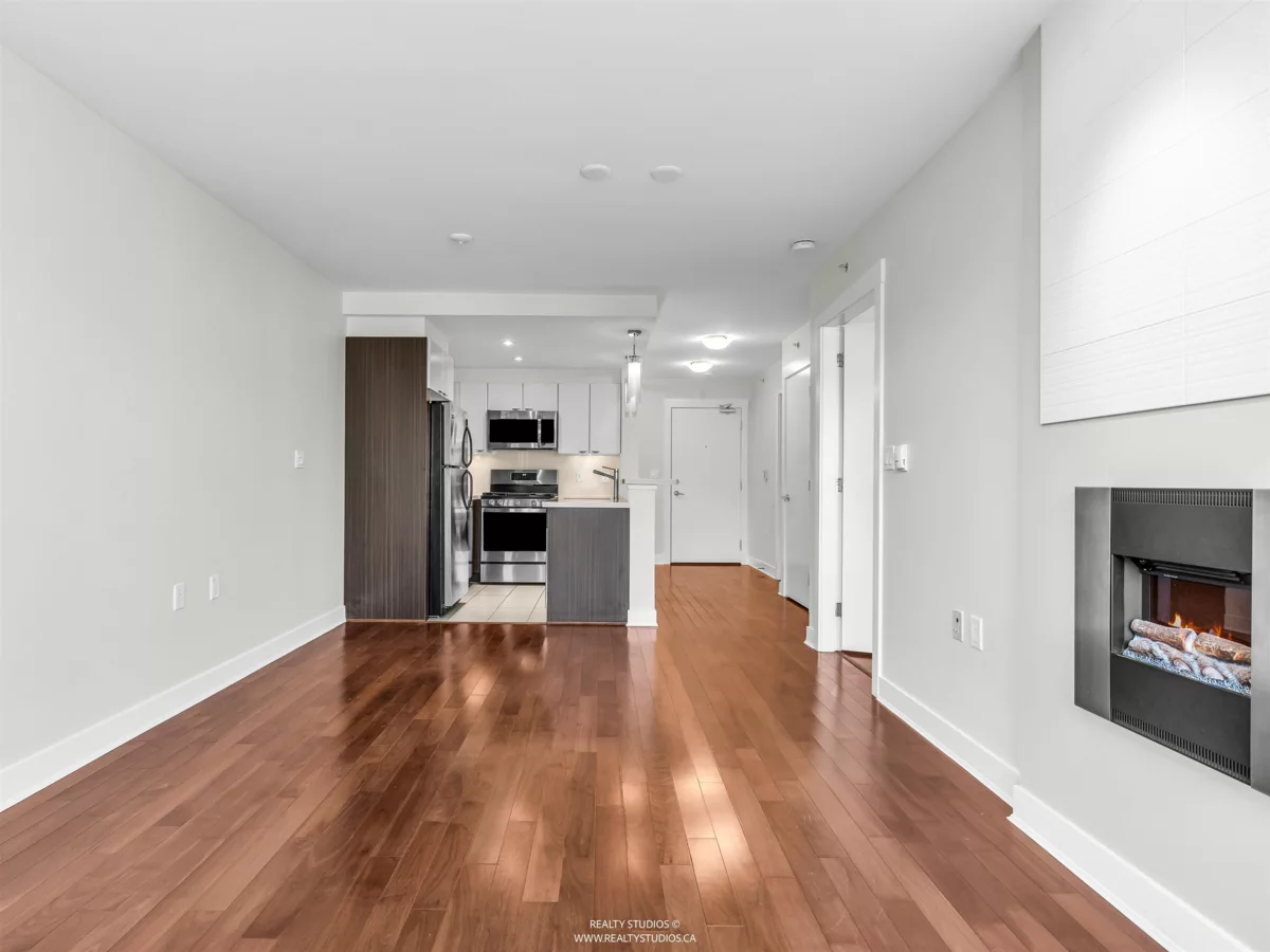 Dining Area Photo of 506 160 W 3rd Street, North Vancouver, BC