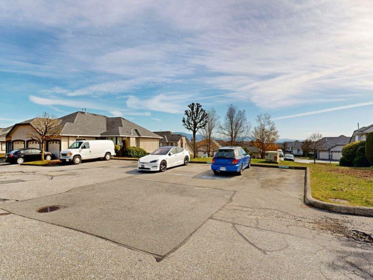 Garden / Landscaping Photo of 190 3160 Townline Road, Abbotsford, BC