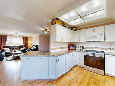 Laundry Room Photo of 190 3160 Townline Road, Abbotsford, BC
