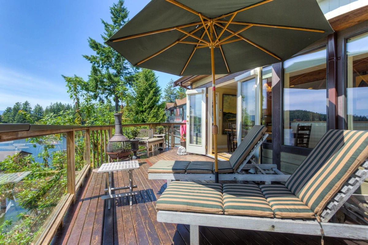 Family Room Photo of 4836 Sinclair Bay Road, Pender Harbour, BC