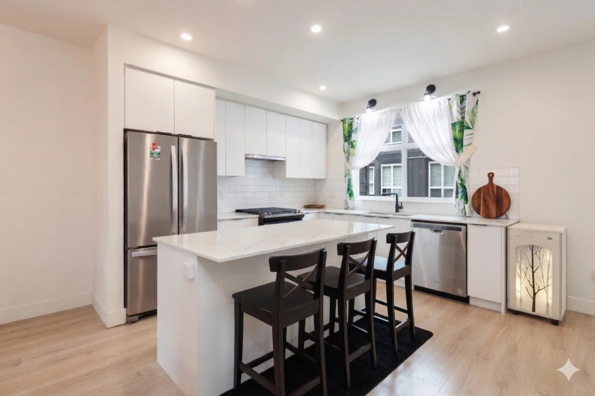 Dining Area Photo of 68 19255 Aloha Drive, Surrey, BC