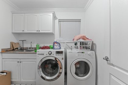 Laundry Room Photo of 31466 Jean Court, Abbotsford, BC