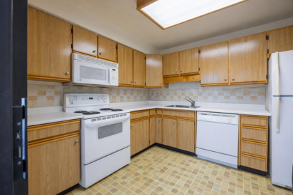 Breakfast Nook Photo of 902 615 Belmont Street, New Westminster, BC