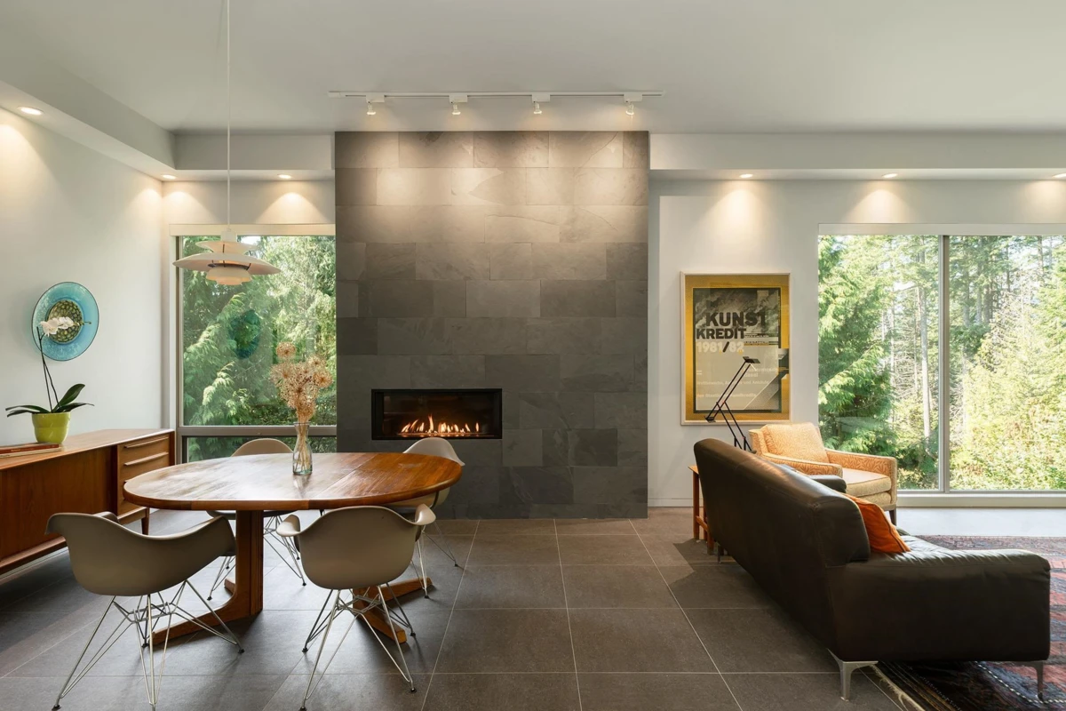 Dining Area Photo of 1754 Frances Walk, Bowen Island, BC