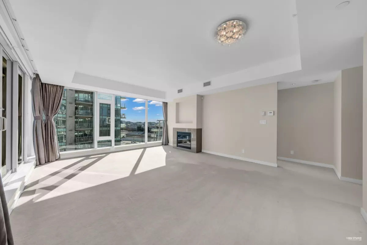 Living Room Photo of 902 5171 Brighouse Way, Richmond, BC