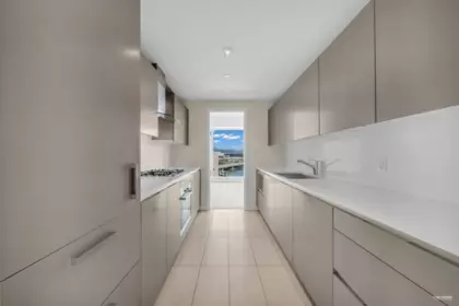 Kitchen Island Photo of 902 5171 Brighouse Way, Richmond, BC