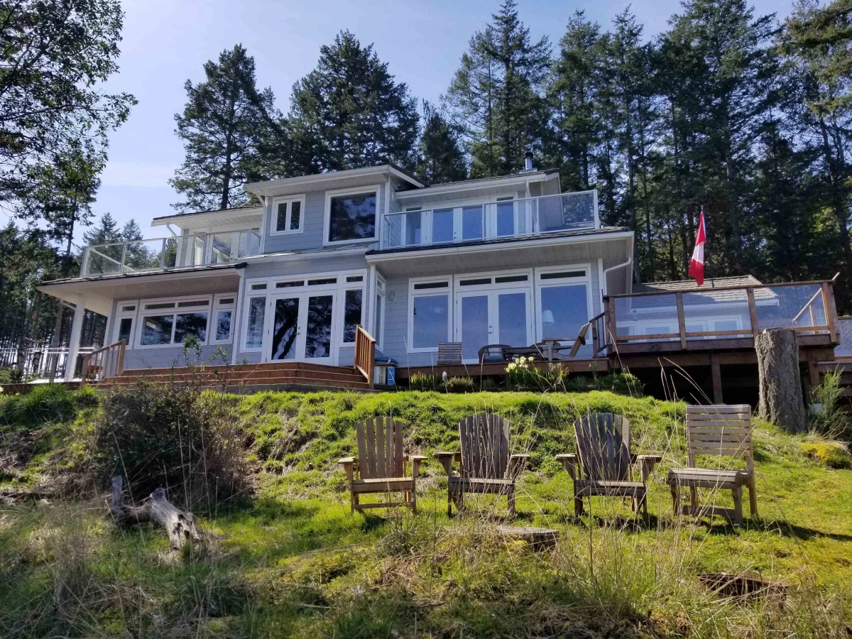 Living Room Photo of 1452 W Sticks Allison Road, Galiano Island, BC