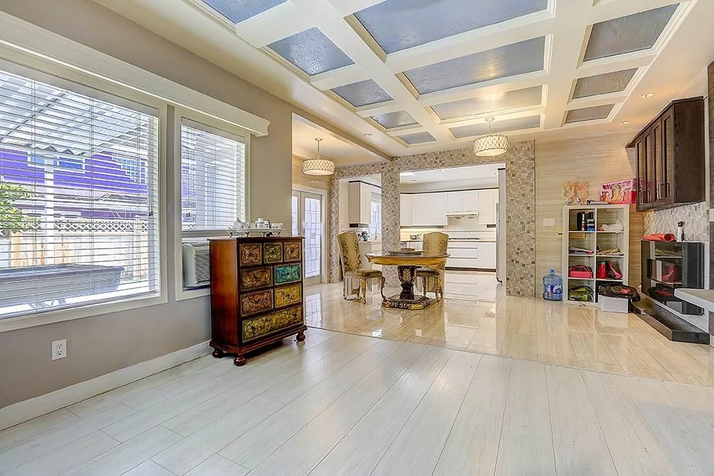 Living Room Photo of 5508 Cornwall Drive, Richmond, BC