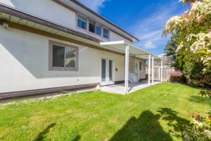 Laundry Room Photo of 5508 Cornwall Drive, Richmond, BC