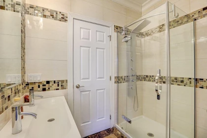 Powder Room Photo of 5508 Cornwall Drive, Richmond, BC
