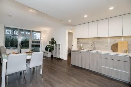 Kitchen Island Photo of 403 6633 Buswell Street, Richmond, BC