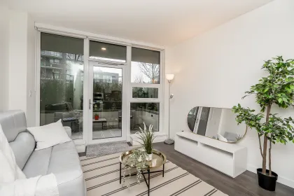 Powder Room Photo of 403 6633 Buswell Street, Richmond, BC