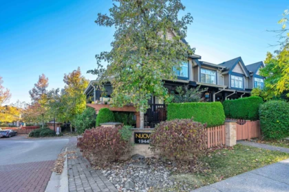 48 19448 68 Avenue, Surrey, BC, Surrey — Townhouse for sale