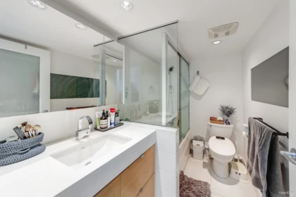 Breakfast Nook Photo of 304 2525 Blenheim Street, Vancouver, BC