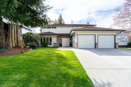 9835 158a Street, Surrey, BC, Surrey — Single Family Residence for sale