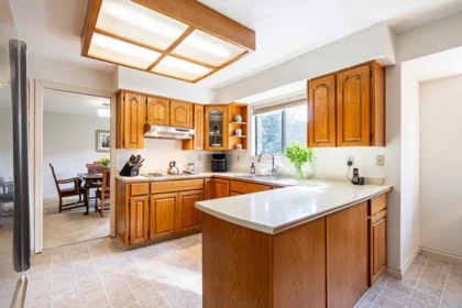 Guest Bathroom Photo of 9835 158a Street, Surrey, BC
