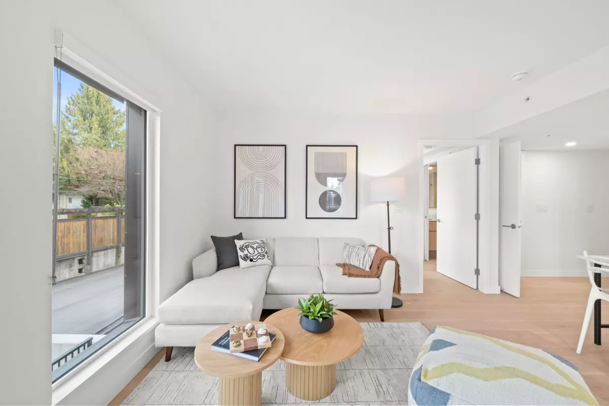 Family Room Photo of 106 5212 Cambie Street, Vancouver, BC