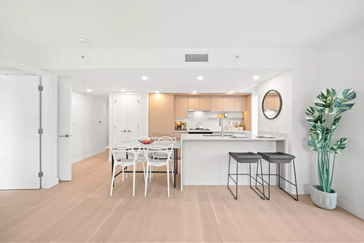 Living Room Photo of 106 5212 Cambie Street, Vancouver, BC