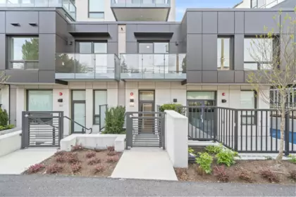 Outdoor Deck Photo of 106 5212 Cambie Street, Vancouver, BC