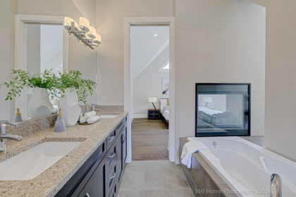 Entry Foyer Photo of 3820 W 21st Avenue, Vancouver, BC
