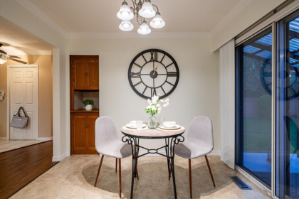 Kitchen Island Photo of 26981 28b Avenue, Langley, BC