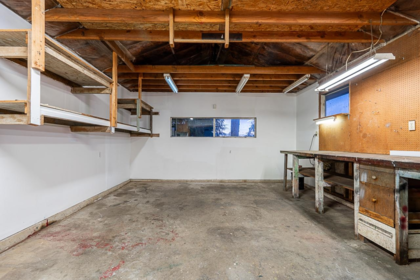 Mudroom Photo of 26981 28b Avenue, Langley, BC