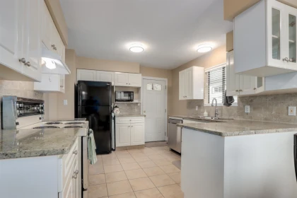Breakfast Nook Photo of 6525 Denbigh Avenue, Burnaby, BC