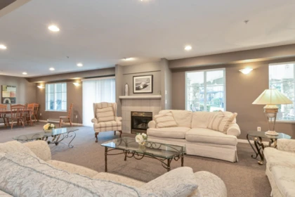 Basement Recreation Room Photo of 203 1280 Merklin Street, White Rock, BC