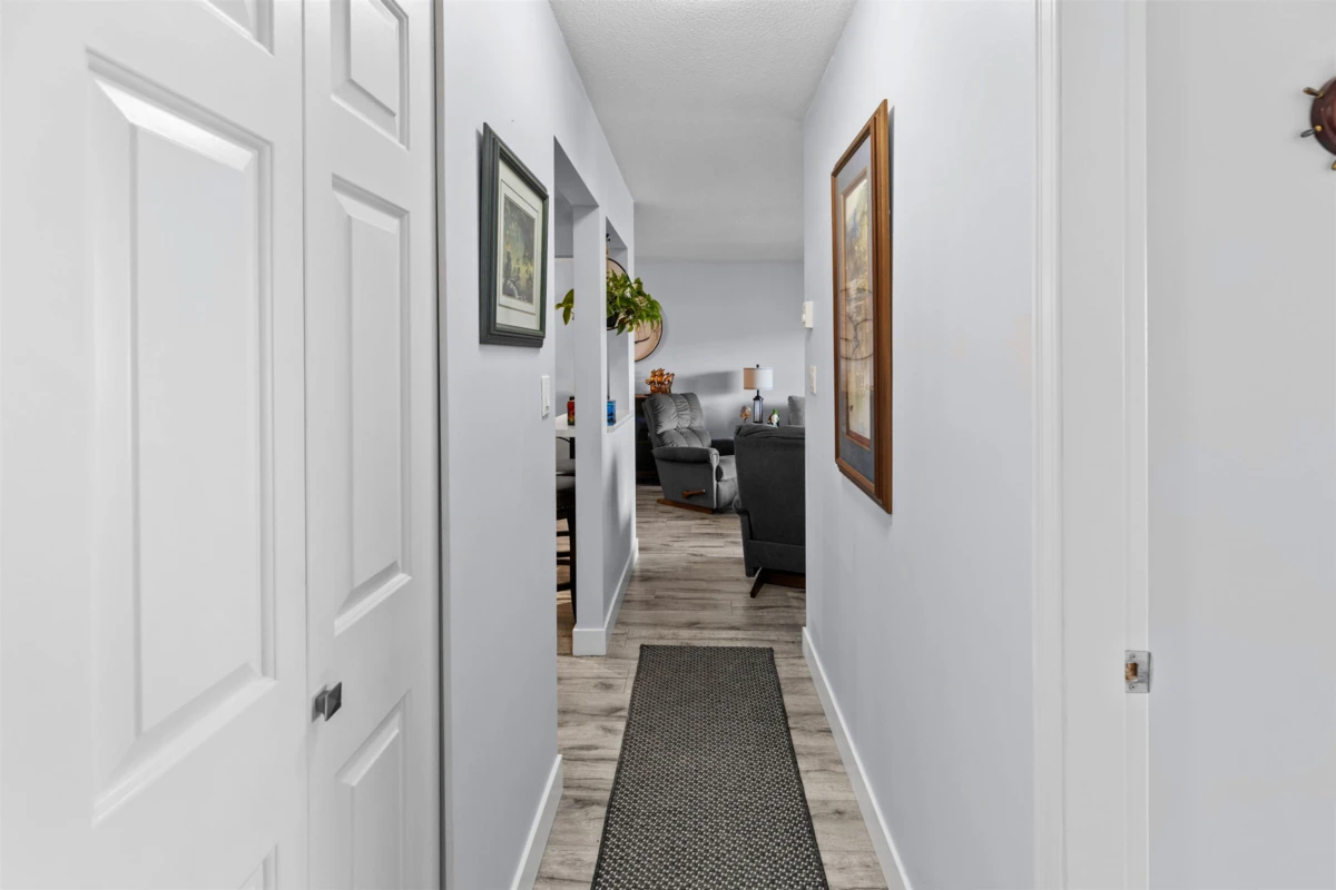 Dining Area Photo of 307 2279 Mccallum Road, Abbotsford, BC