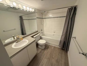 Primary Bathroom Photo of 101 8460 Jellicoe Street, Vancouver, BC