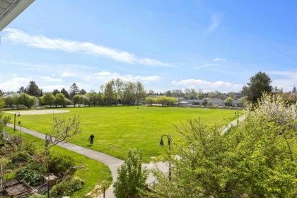 Outdoor Deck Photo of 4 20810 56 Avenue, Langley, BC