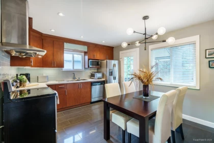Kitchen Photo of 11230 82 Avenue, Delta, BC