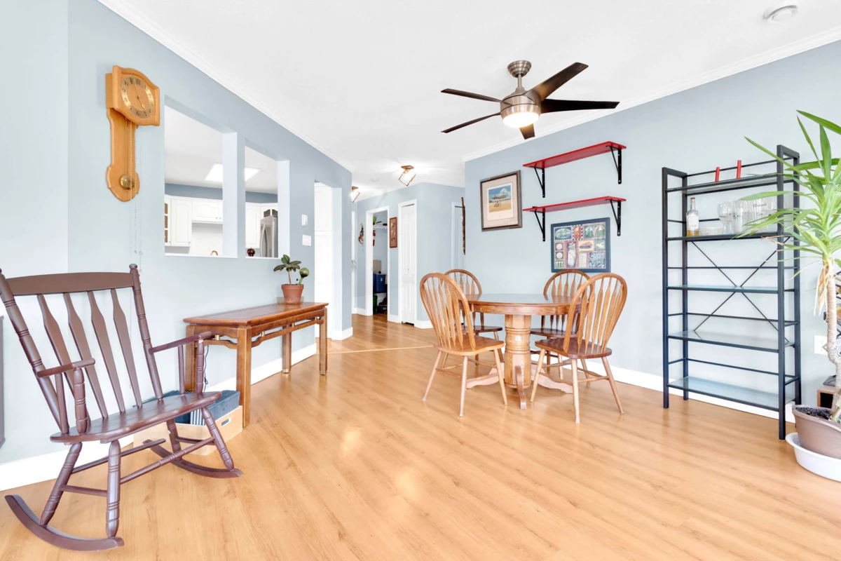 Dining Area Photo of 302 17740 58a Avenue, Surrey, BC