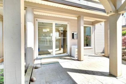 Mudroom Photo of 302 17740 58a Avenue, Surrey, BC