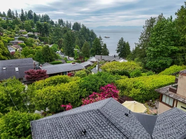 Outdoor Patio Photo of 6577 Marine Drive, West Vancouver, BC