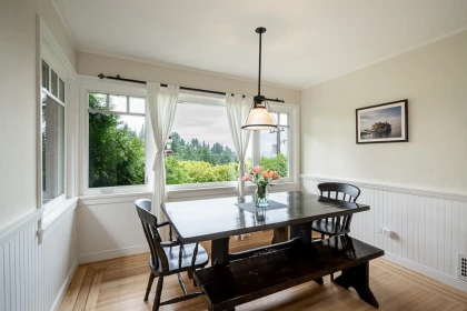 Primary Bedroom Photo of 6577 Marine Drive, West Vancouver, BC