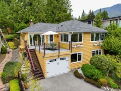 6577 Marine Drive, West Vancouver, BC
