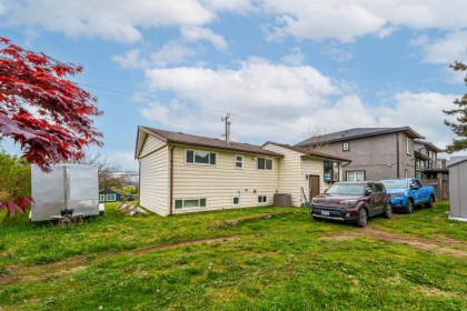 Loft / Bonus Room Photo of 2151 Dawes Hill Road, Coquitlam, BC