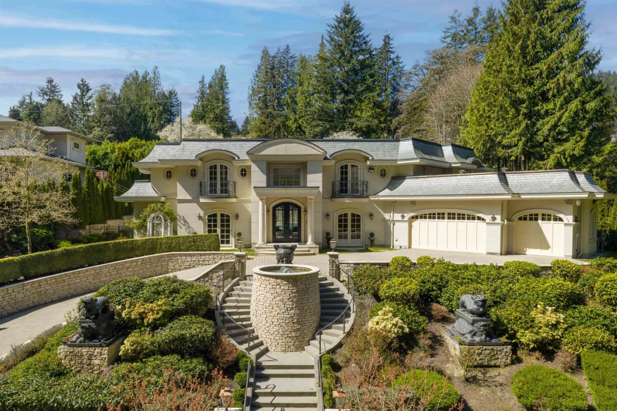 Exterior Rear Photo of 397 Southborough Drive, West Vancouver, BC
