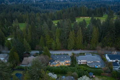 Outdoor Deck Photo of 397 Southborough Drive, West Vancouver, BC
