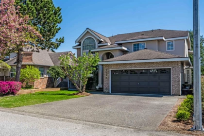 Fitness Center Photo Near 1160 Settlers Court, Port Coquitlam, BC