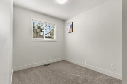 Walk-In Closet Photo of 15 5648 Vedder Road, Chilliwack, BC