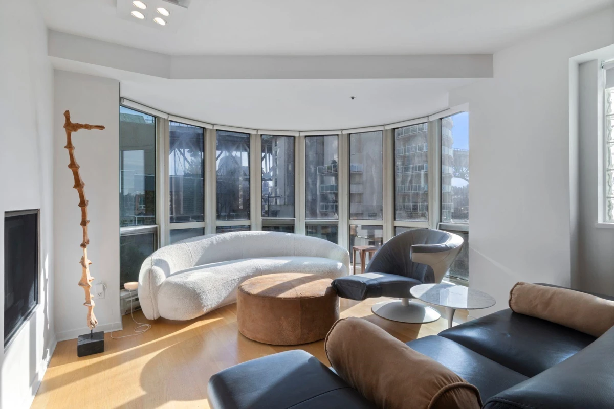 Living Room Photo of 303 1501 Howe Street, Vancouver, BC
