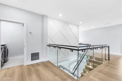 Entry Foyer Photo of 26668 Fraser Highway, Langley, BC