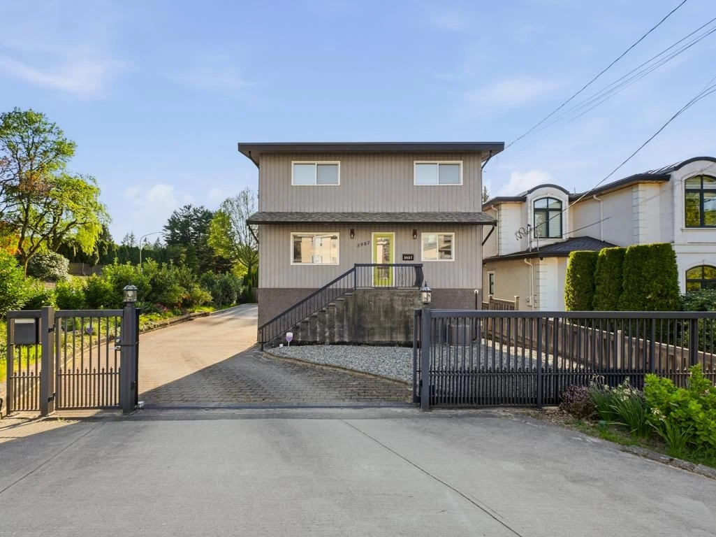 Living Room Photo of 5987 Brantford Avenue, Burnaby, BC