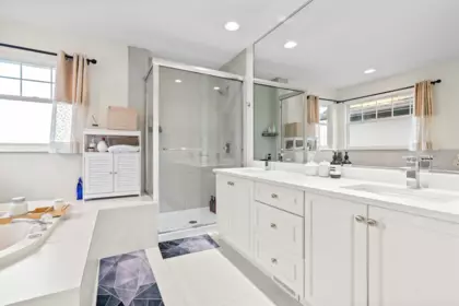 Guest Bathroom Photo of 7321 146 Street, Surrey, BC